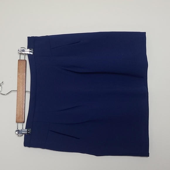 Forever 21 navy mini skirt - Picture 1 of 5